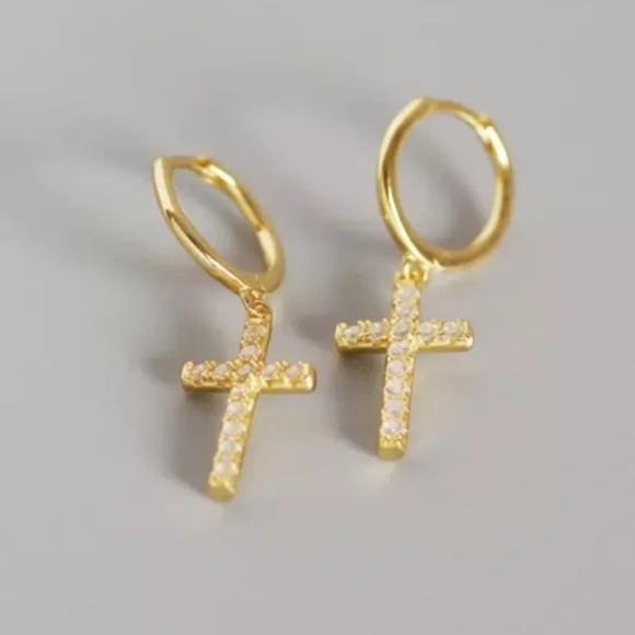 18K GOLD SHINY CROSS EARRINGS, NICE EARRINGS, CUTE EARRINGS - Picture 3 of 6